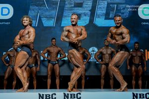 CLASSIC PHYSIQUE НОВИЧКИ